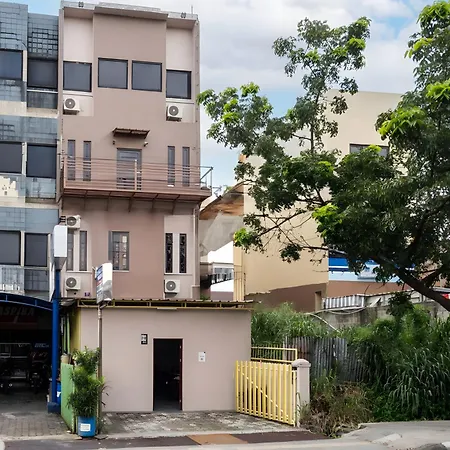Spot On 93624 Damai 3 Guest House Syariah